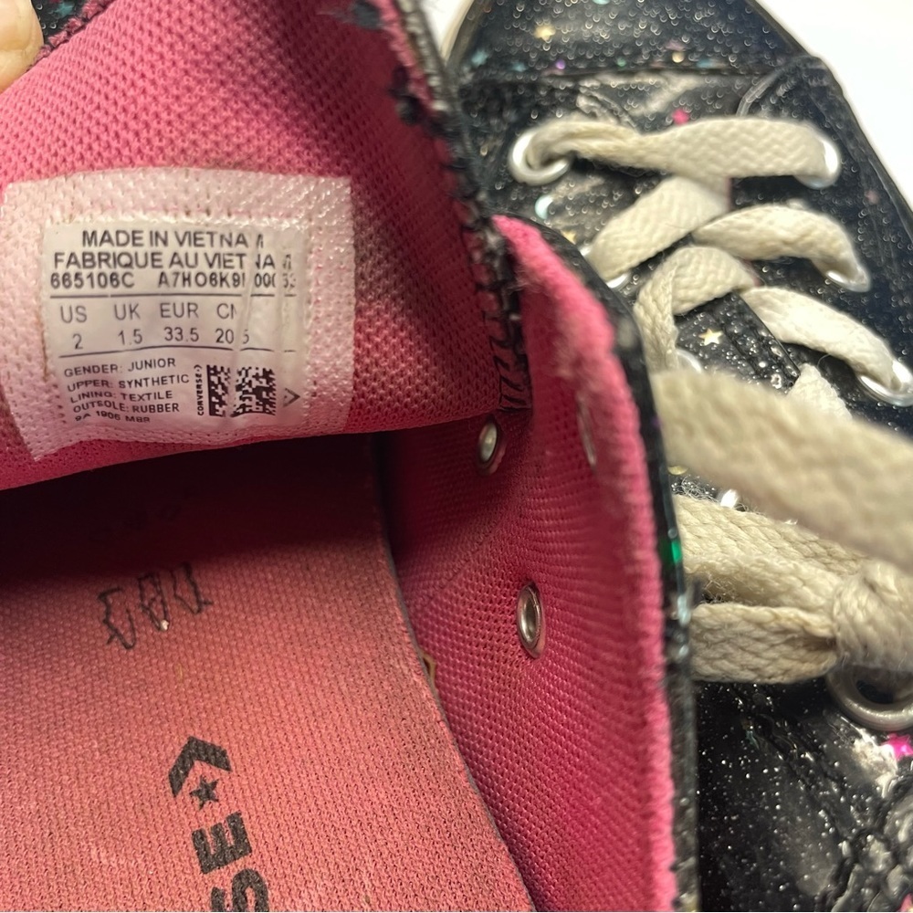 Converse All Star Low Tops Size Kids 2 Shiny Black Stars Moons PRELOVED - Picture 10 of 10